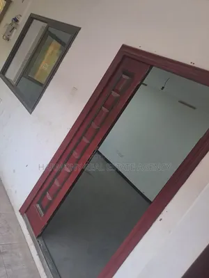 4bdrm House in Abelemkpe for rent