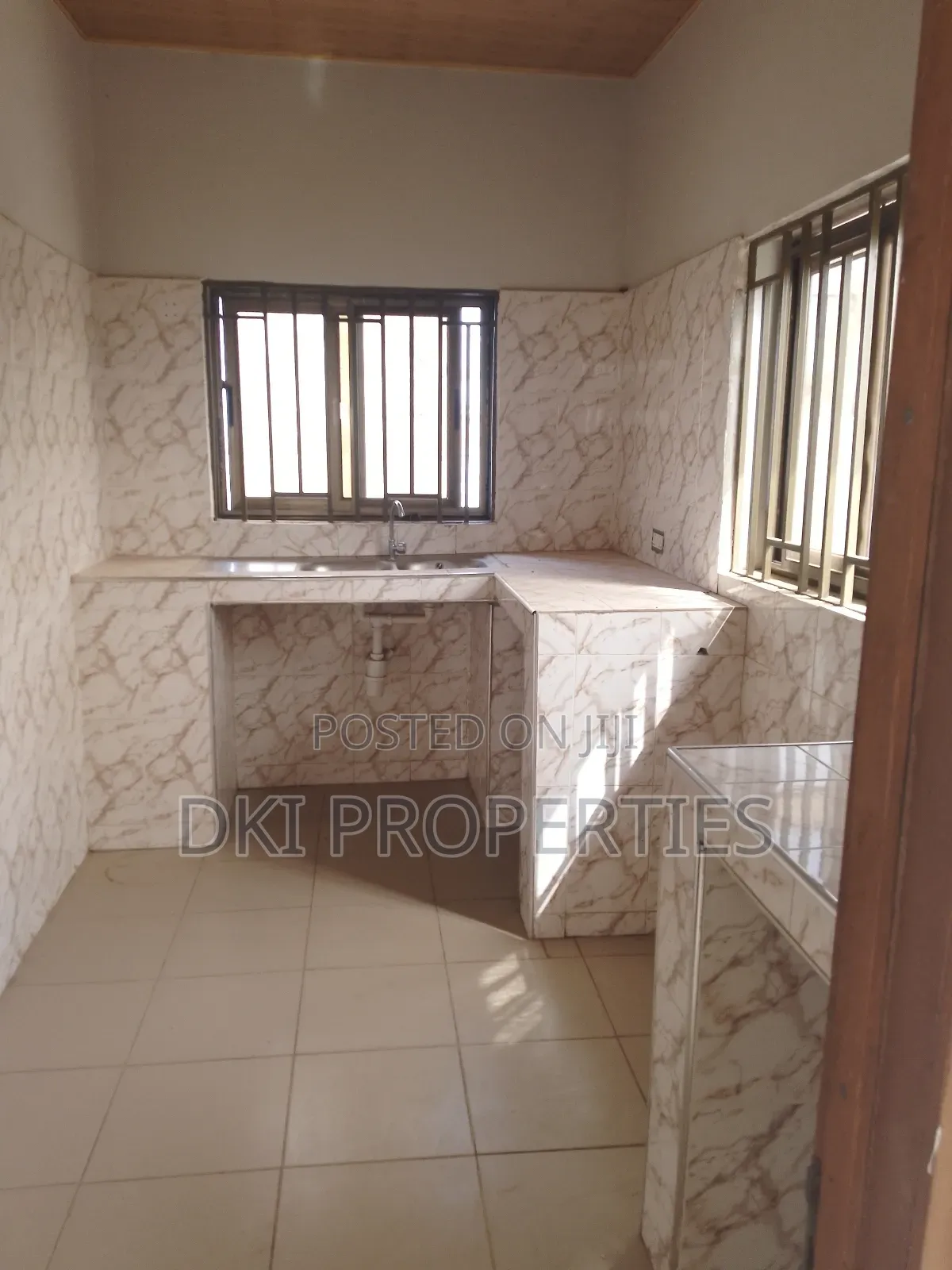 3bdrm House in Dki Properties, Adenta for rent