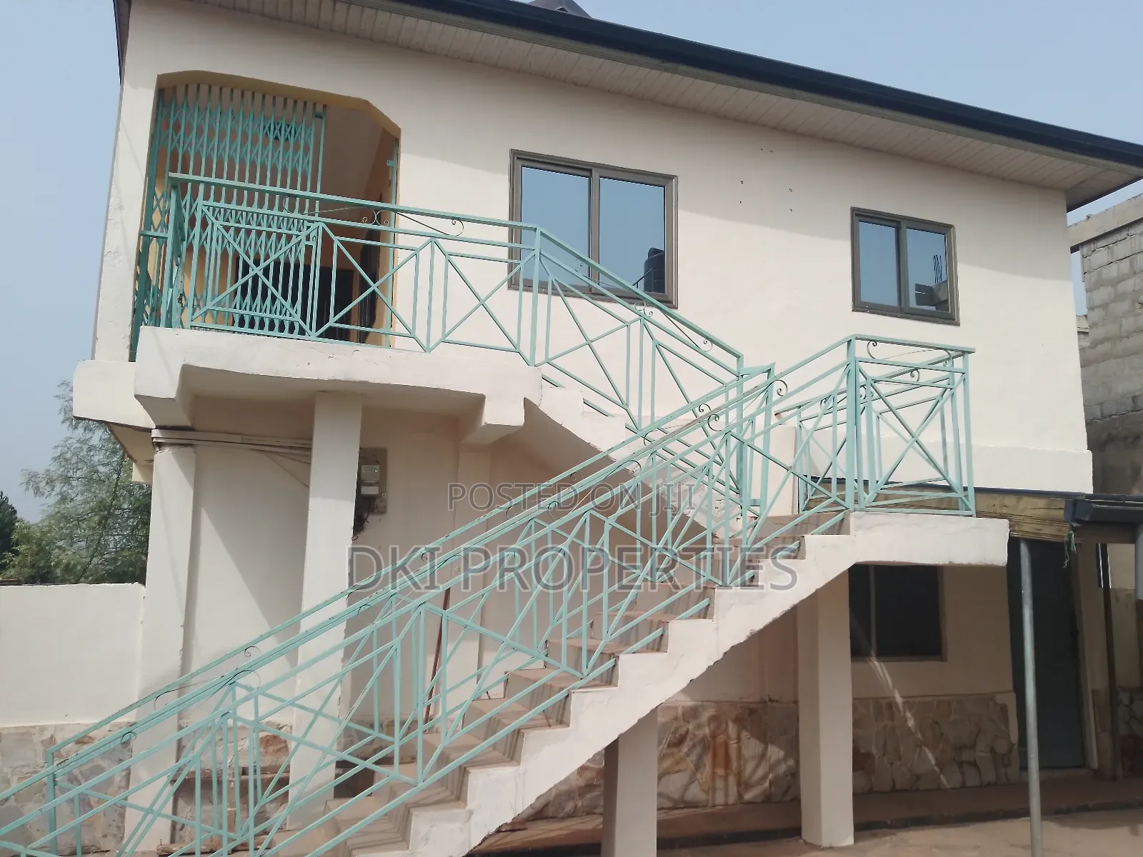 3bdrm House in Dki Properties, Adenta for rent