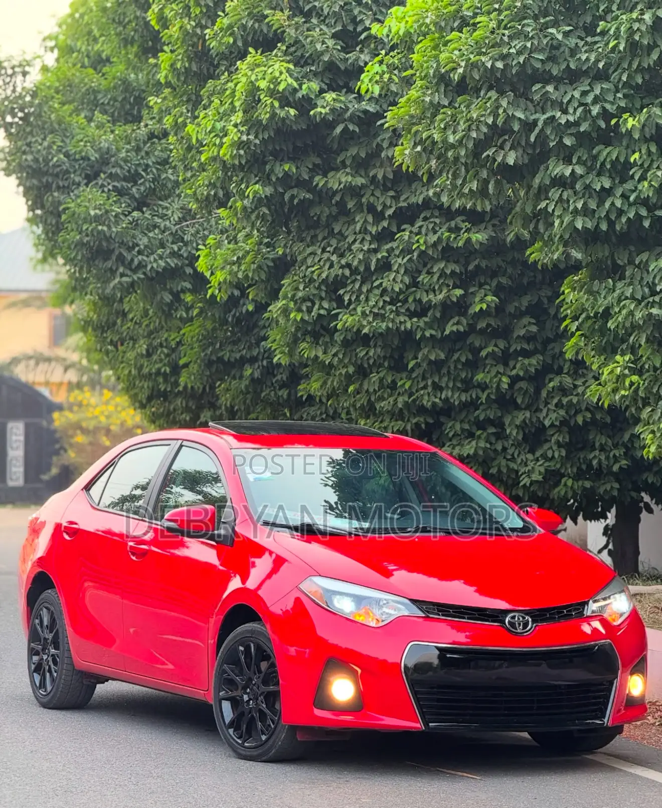 Toyota Corolla S w/Special Edition Pkg (1.8L 4cyl CVT) 2016 Red