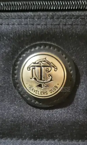 TRAVELERS CLUB Traveling Suitcase