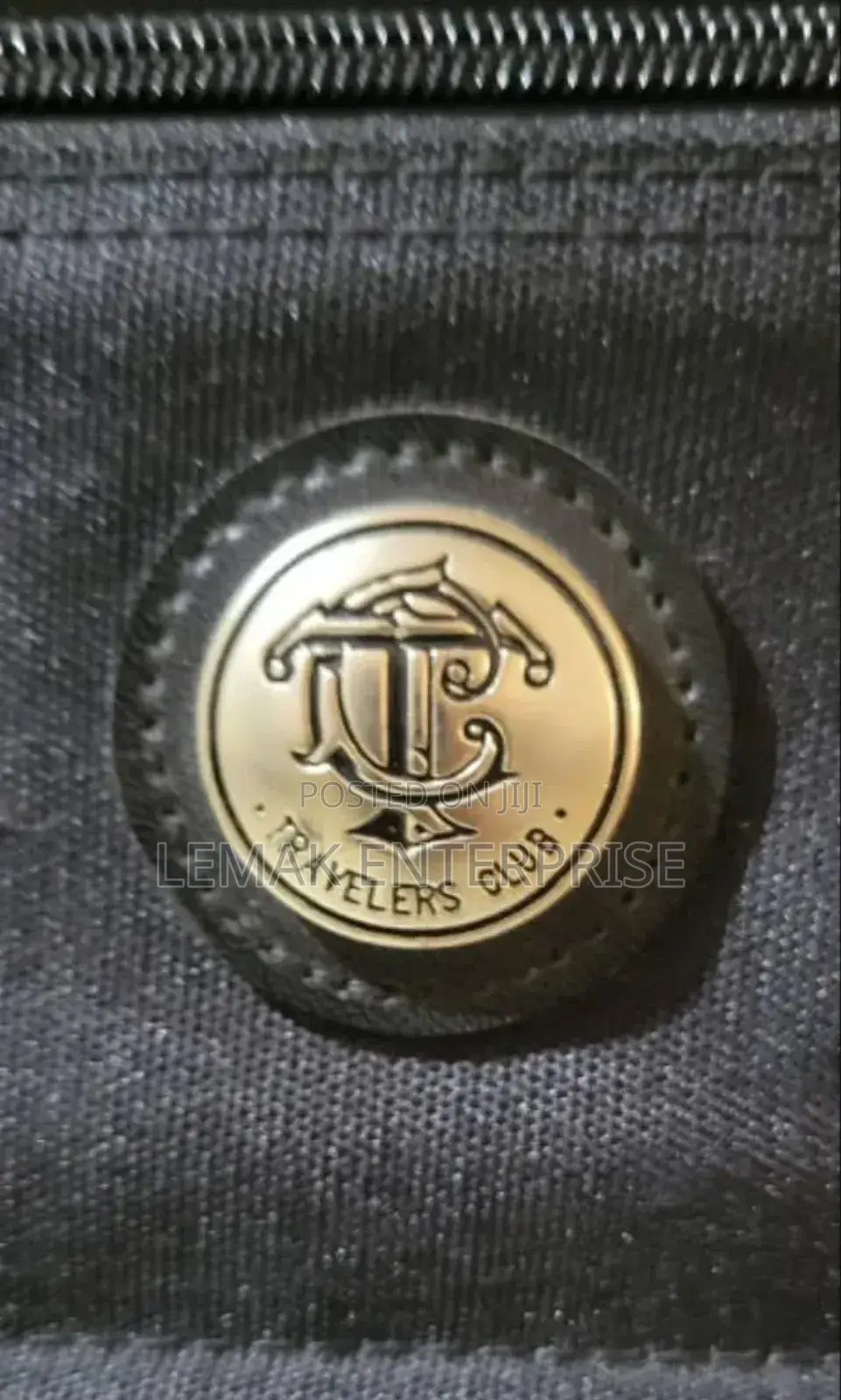 TRAVELERS CLUB Traveling Suitcase