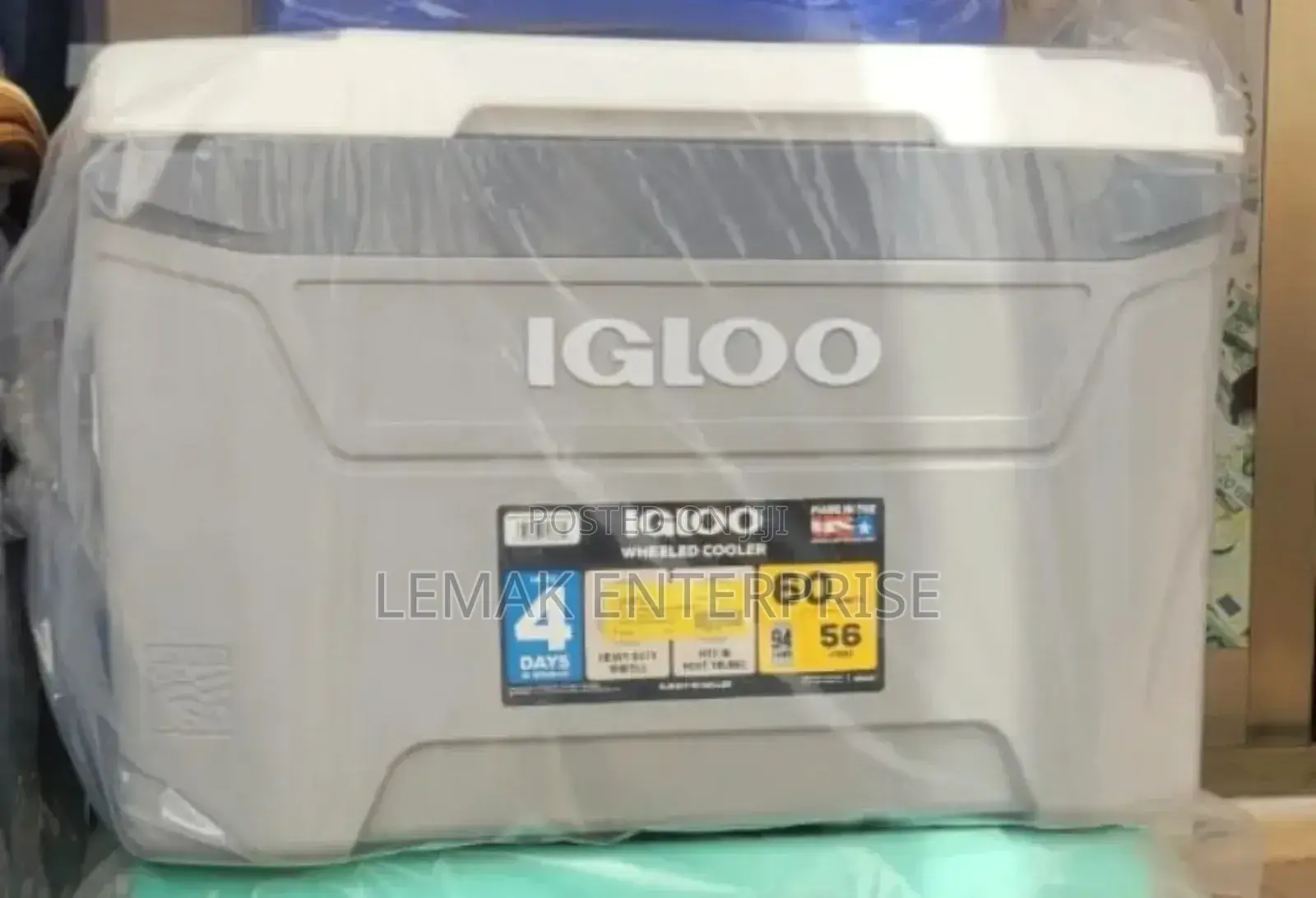 Igloo Wheeled Cooler 60 Qt