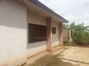Furnished 4bdrm House in Kwabre for sale