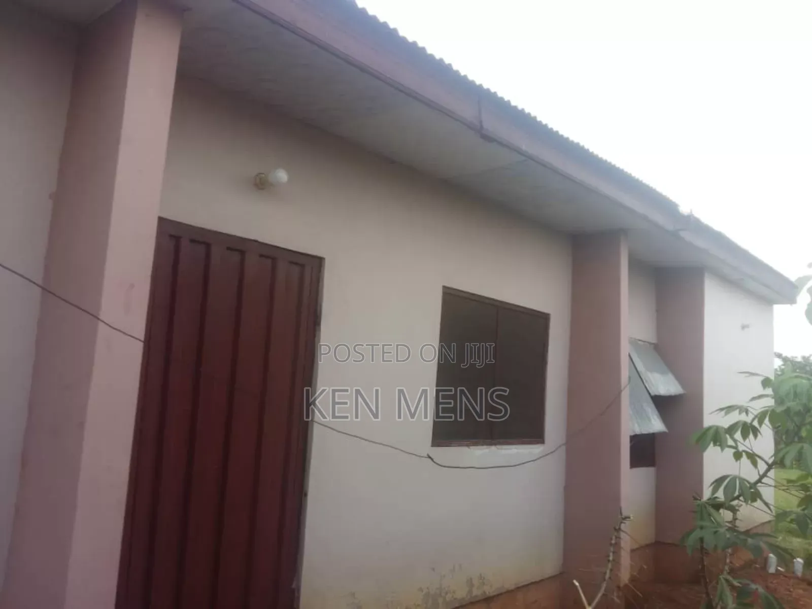 Furnished 4bdrm House in Kwabre for sale