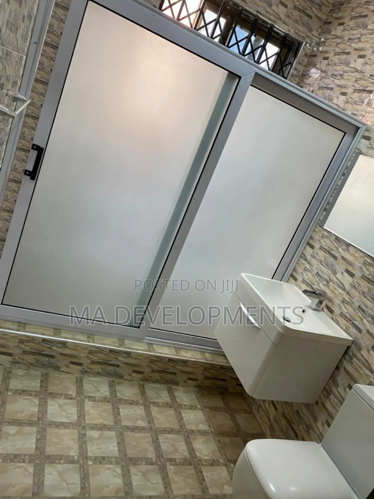 Furnished 4bdrm Apartment in Madev Realty, Roman Ridge for rent