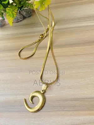 Claw Shaped Unisex Necklace