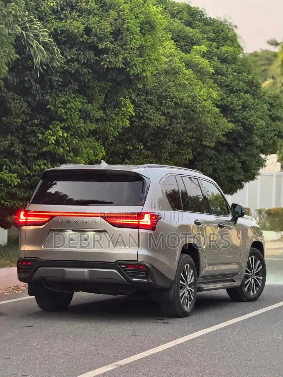 Lexus LX 2024 Gray