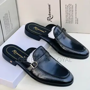 Richwanaz Halfshoe