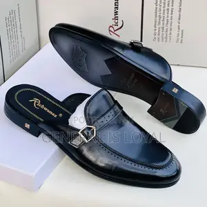 Richwanaz Halfshoe