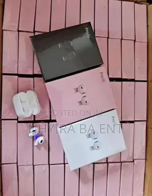 Airpod and Earbuds