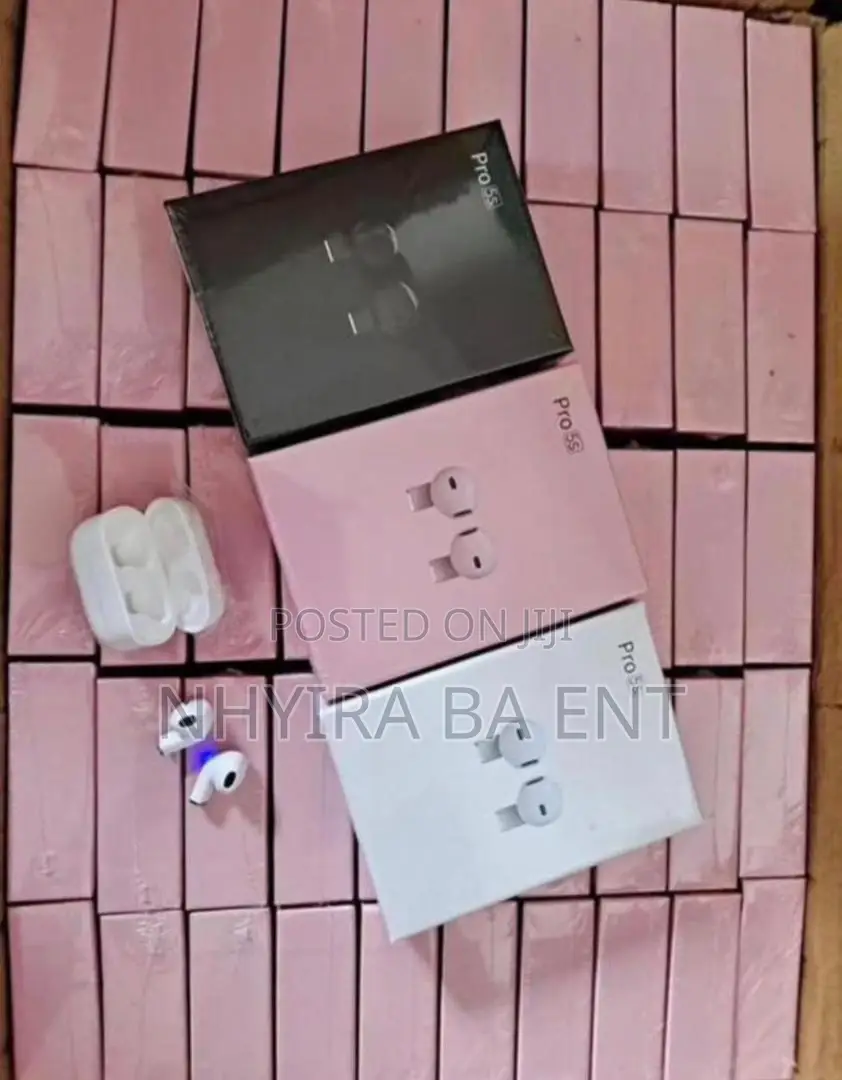 Airpod and Earbuds