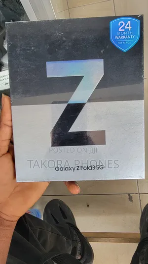 New Samsung Galaxy Z Fold3 5G 256 GB Black