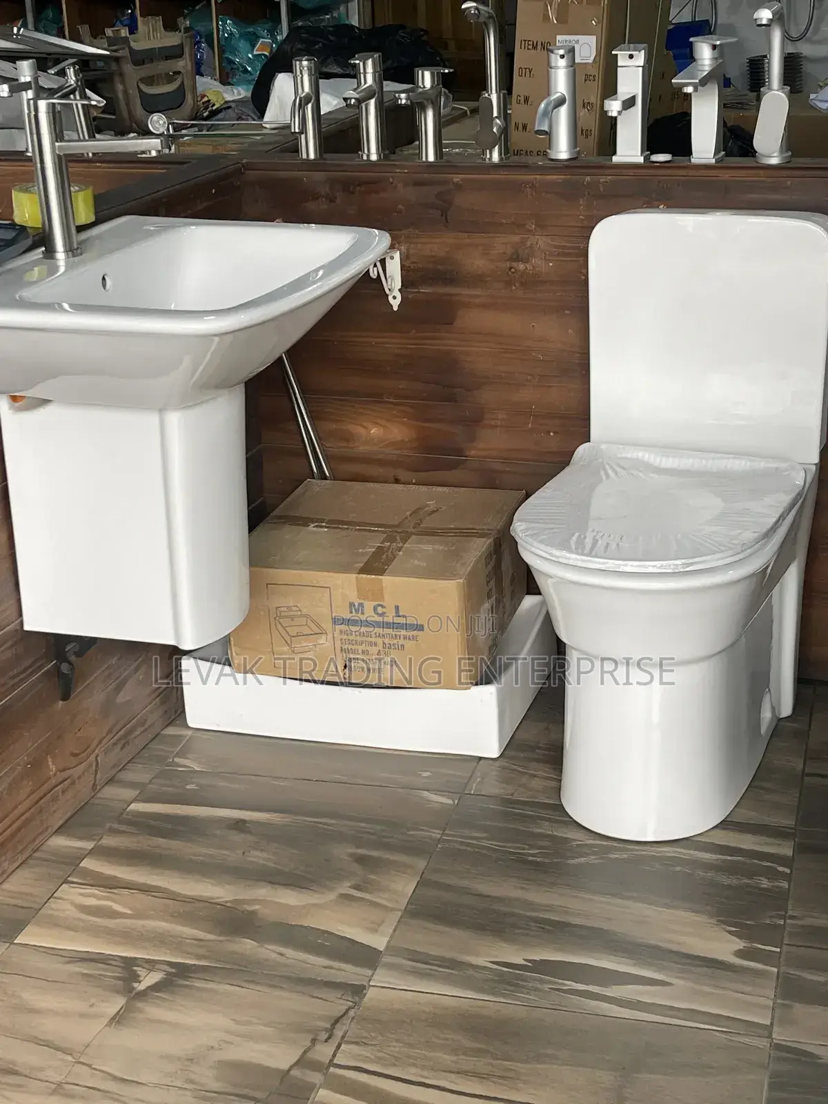 Water Closet Wash Hand Basin ( Italy Made)