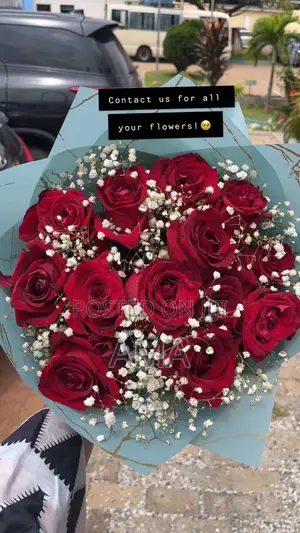 Natural and Faux Flowers