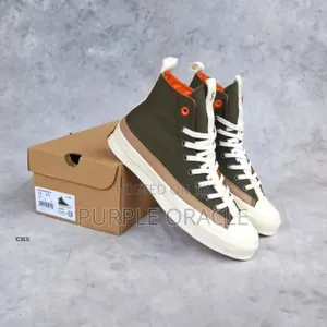 Classic Leather Low-Top Sneakers