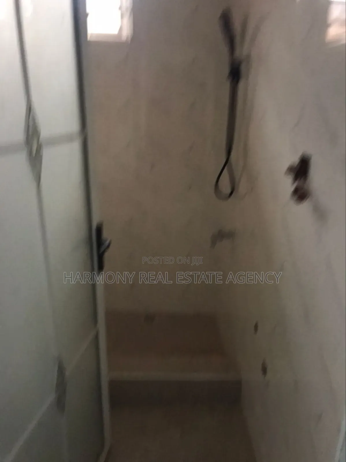 5bdrm House in Accra New Town for rent
