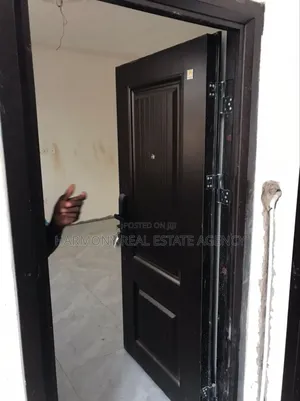 5bdrm House in Accra New Town for rent