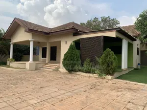 5bdrm House in Accra New Town for rent