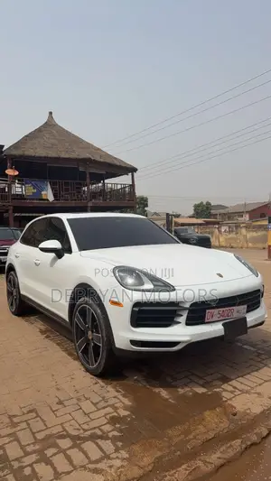 Porsche Cayenne AWD 2021 White