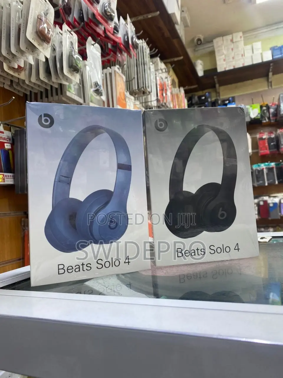 Beats Solo 4 Headset