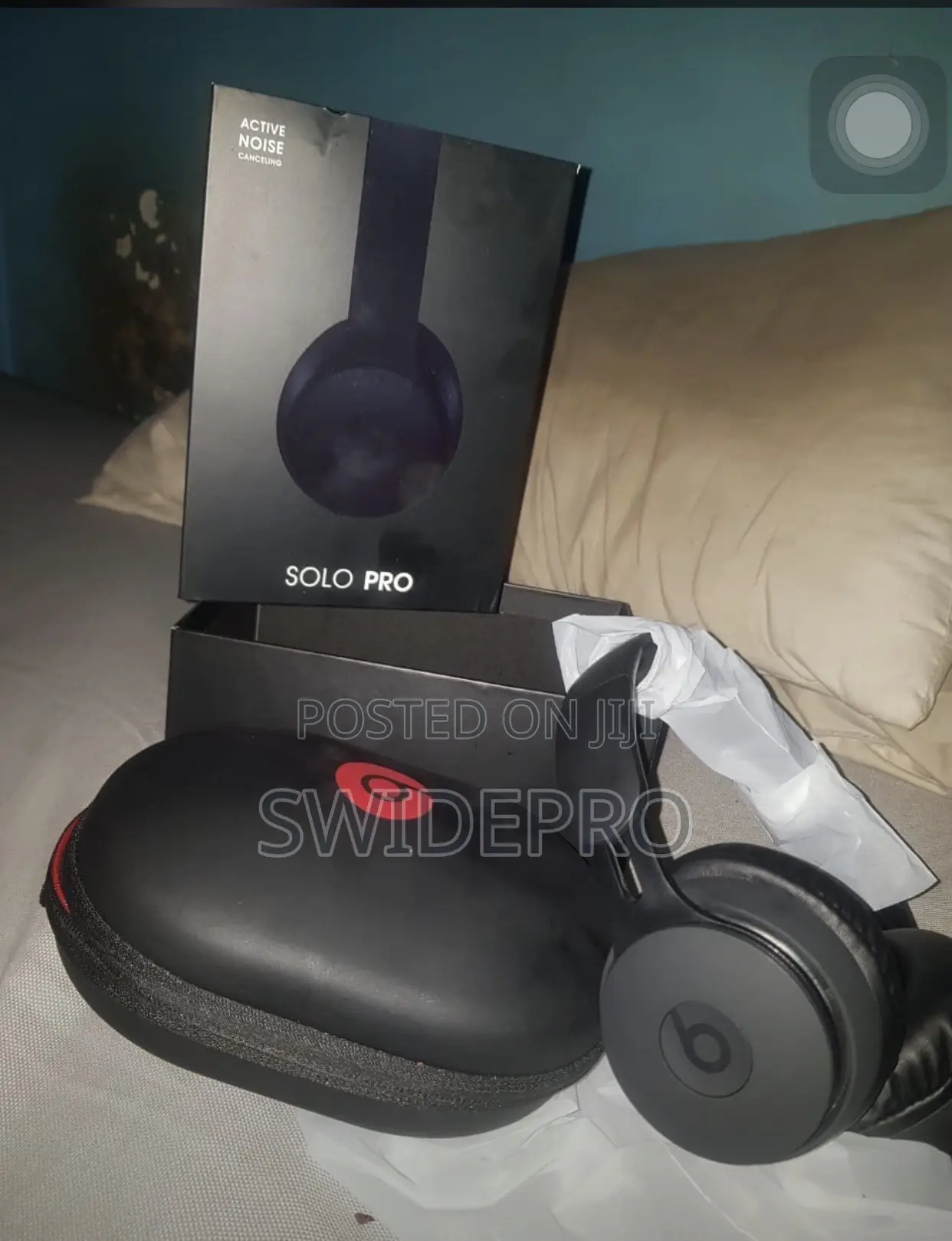 Beats Solo Pro Headset