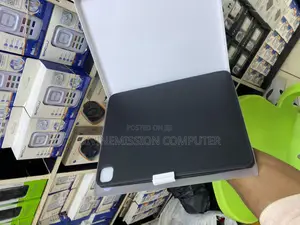 iPad Pro 13 Inches, 2024 Smart Case/Cover