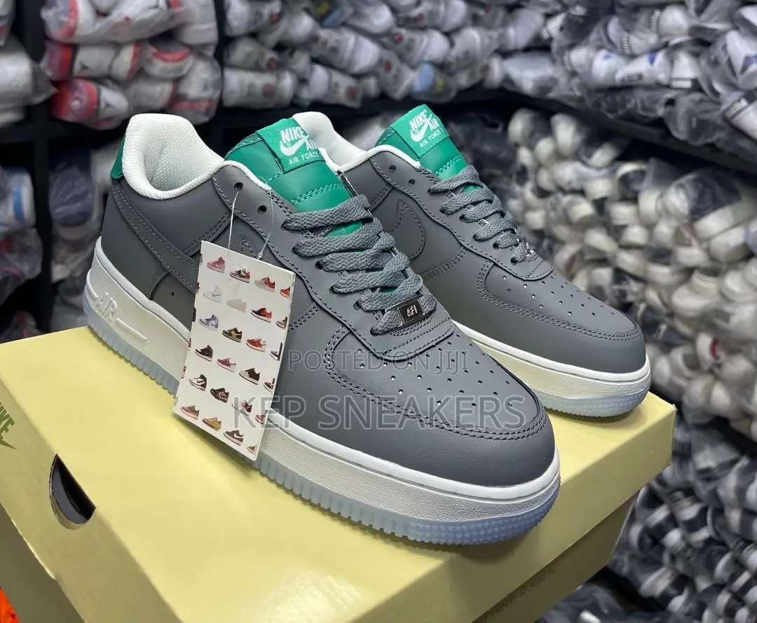 Nike Airforce 1 Grey