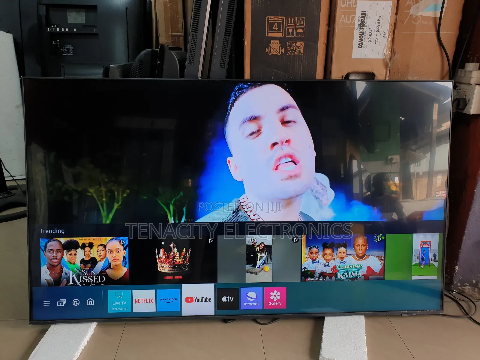 55"Airslim Qled Samsung Uhd HDR Smart Satellite Tv