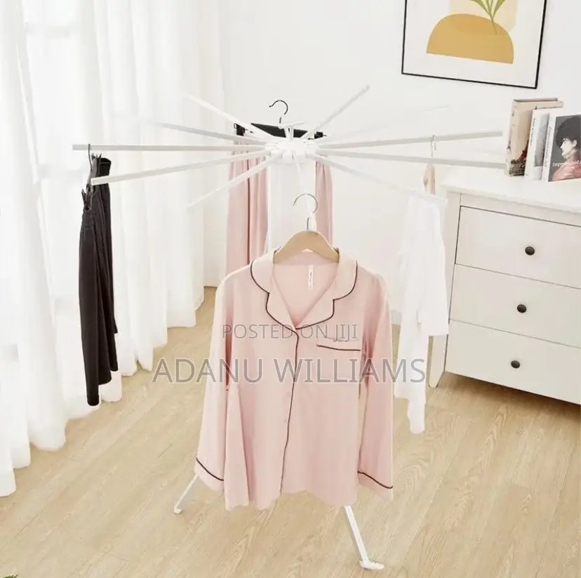 Portable Folding Tripod Clothes Drying Rack/ 16 Rod Capacity