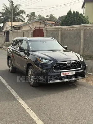 Toyota Highlander Platinum 2021 Black