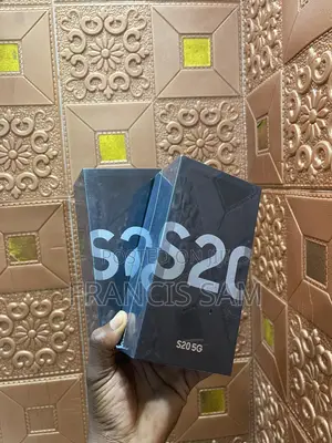 New Samsung Galaxy S20 128 GB Black