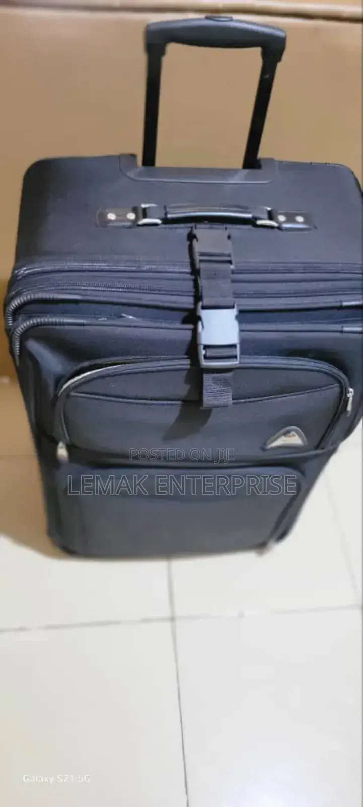 Traveler Choice Large Size Traveling Suitcase