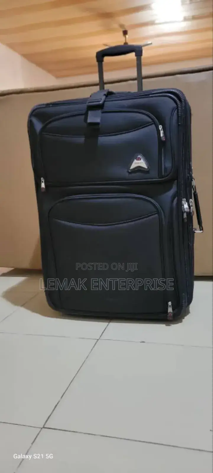 Traveler Choice Large Size Traveling Suitcase
