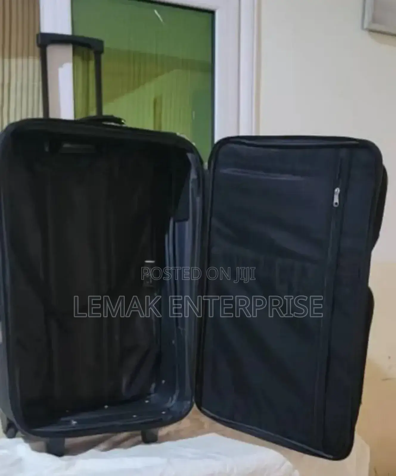 Embark Black Medium Size Travelling Suitcase