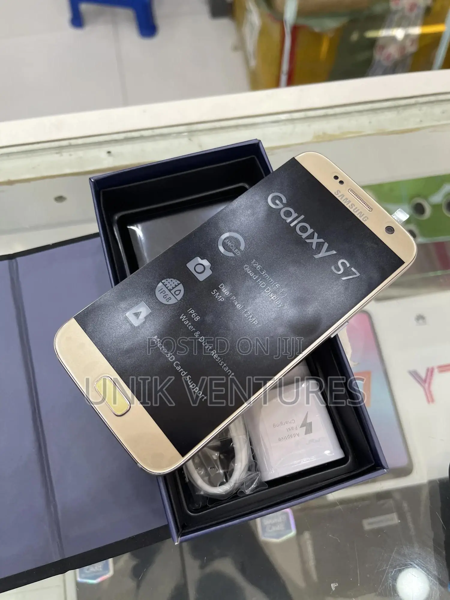New Samsung Galaxy S7 32 GB Gold