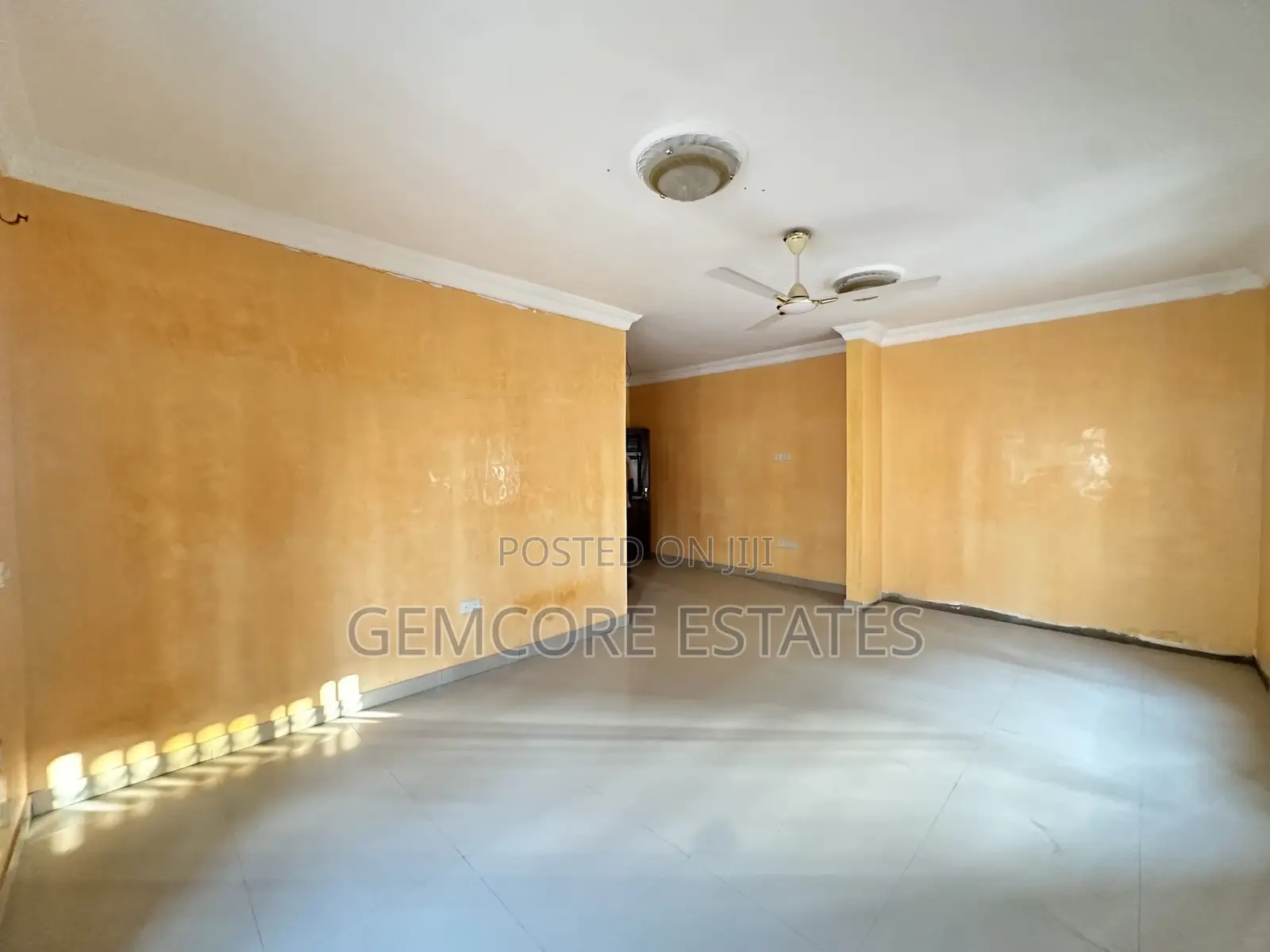 4bdrm House in West Trasacco, Ashaley Botwe for sale