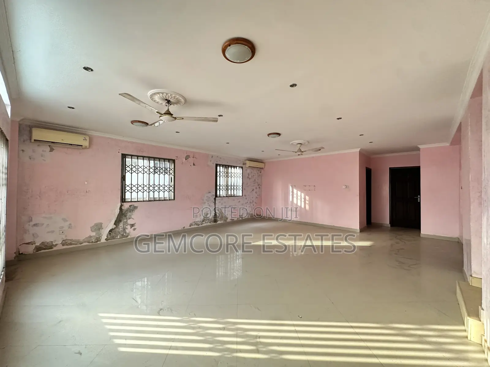 4bdrm House in West Trasacco, Ashaley Botwe for sale
