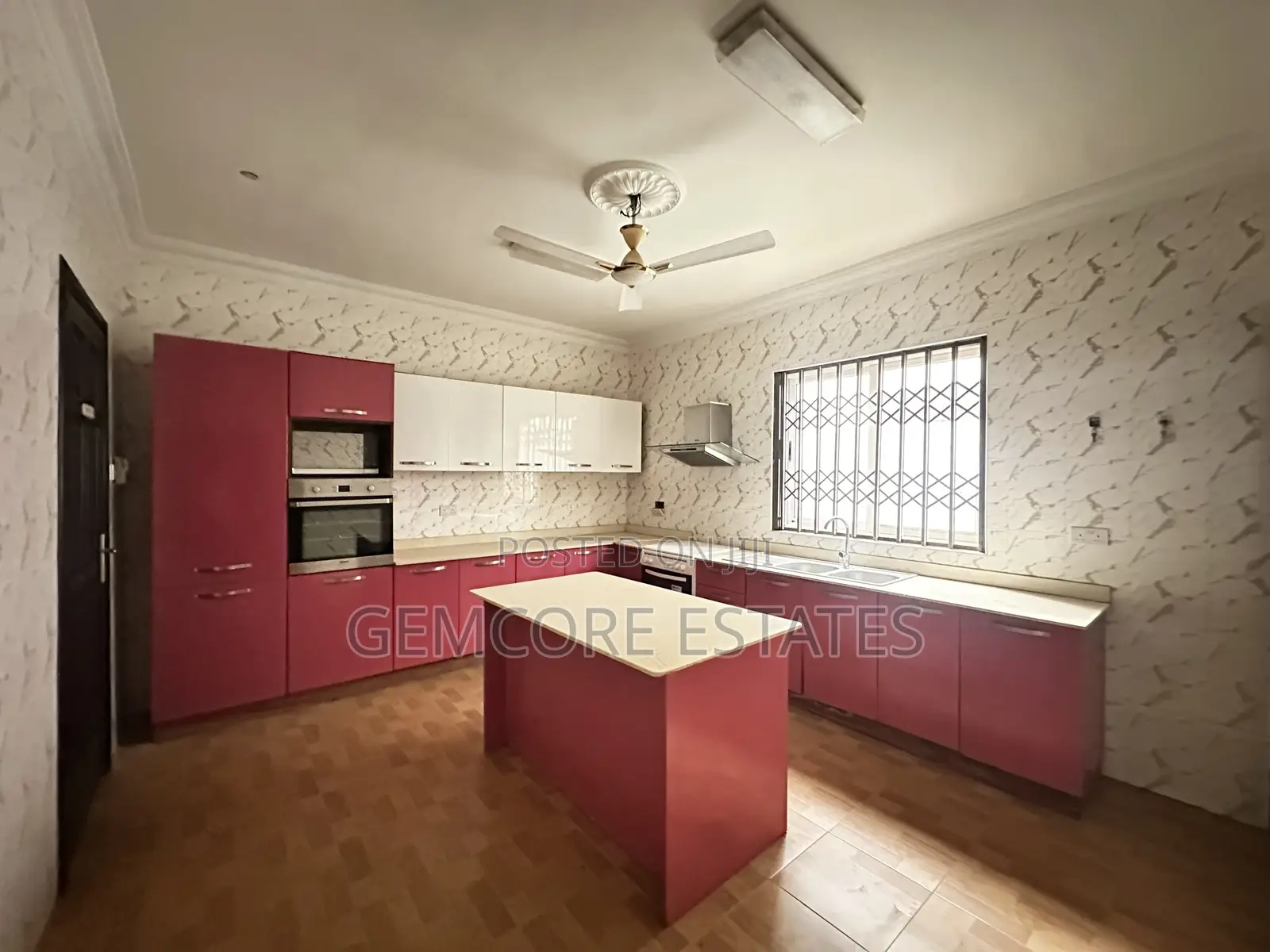4bdrm House in West Trasacco, Ashaley Botwe for sale