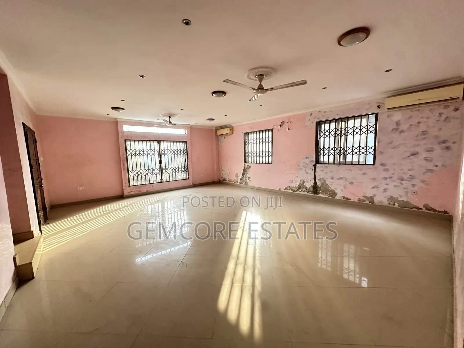 4bdrm House in West Trasacco, Ashaley Botwe for sale