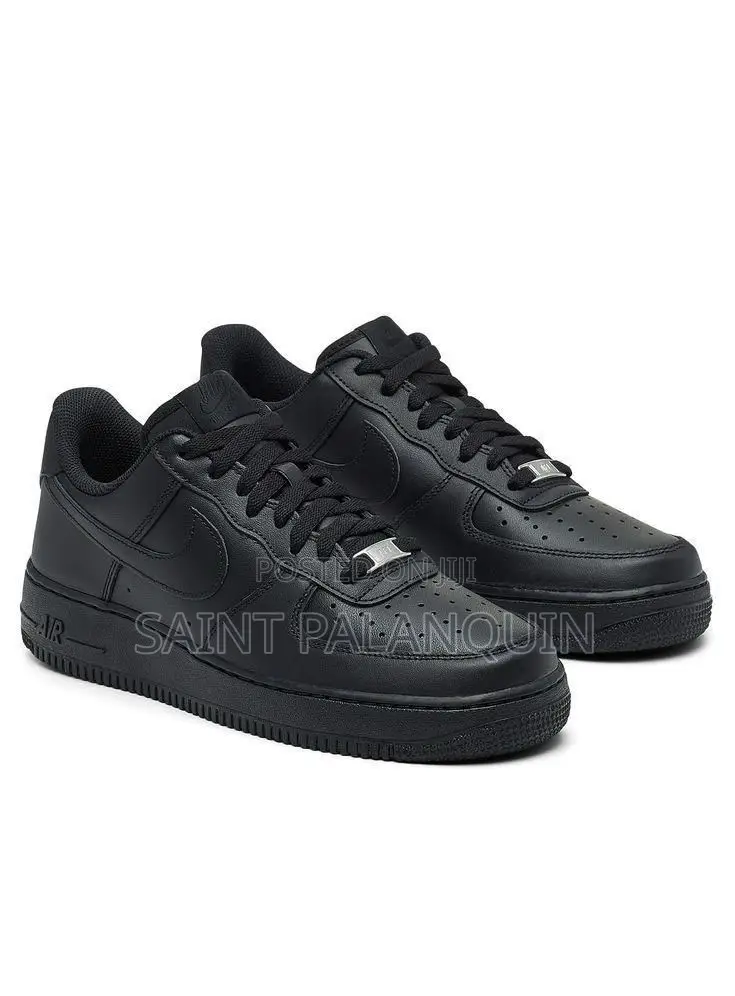 Nike Air Force Triple Black