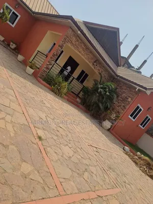 4bdrm House in Achimota for rent