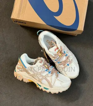 ASICS Gel Kahana