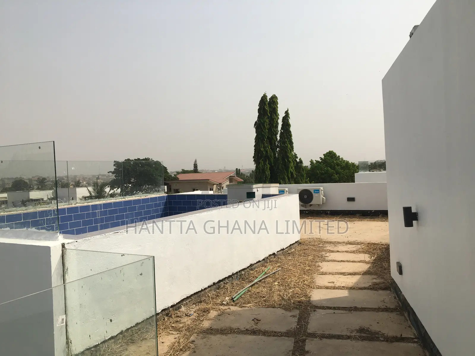 4bdrm Townhouse/Terrace in North Legon for sale