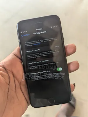 Apple iPhone 7 32 GB Black