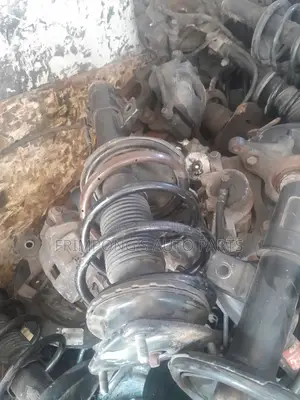 Hyundai Elantra 2007 to 2010 Complete With the Hub