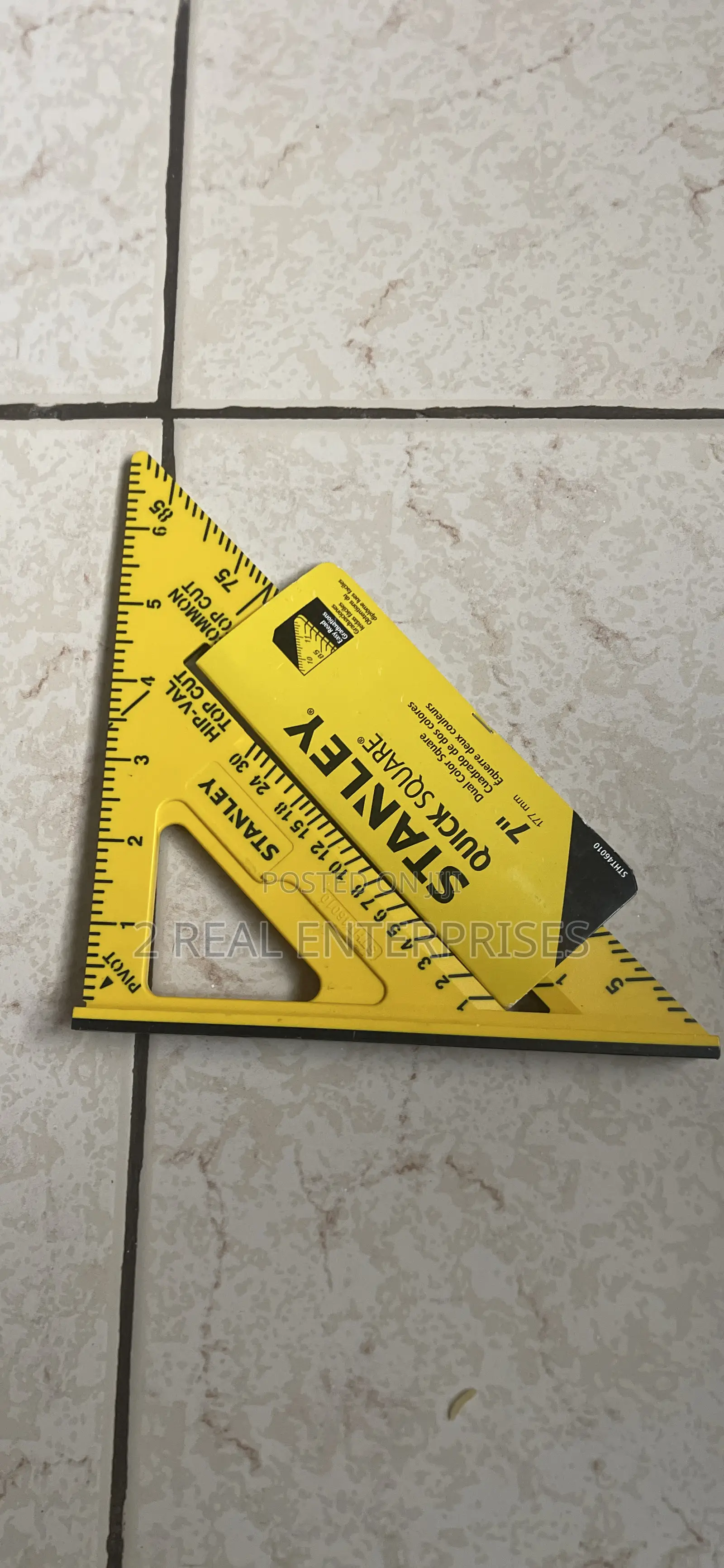 Stanley Dual Color Carpenter Square 7 Inches