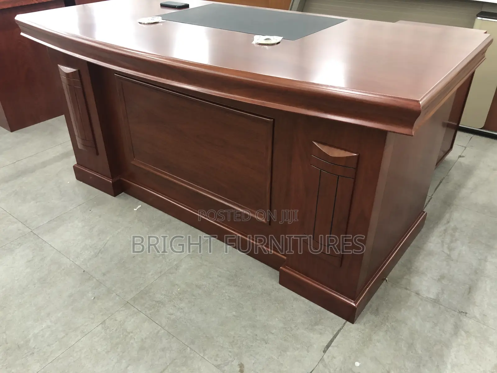 High Quality Wooden Office Table