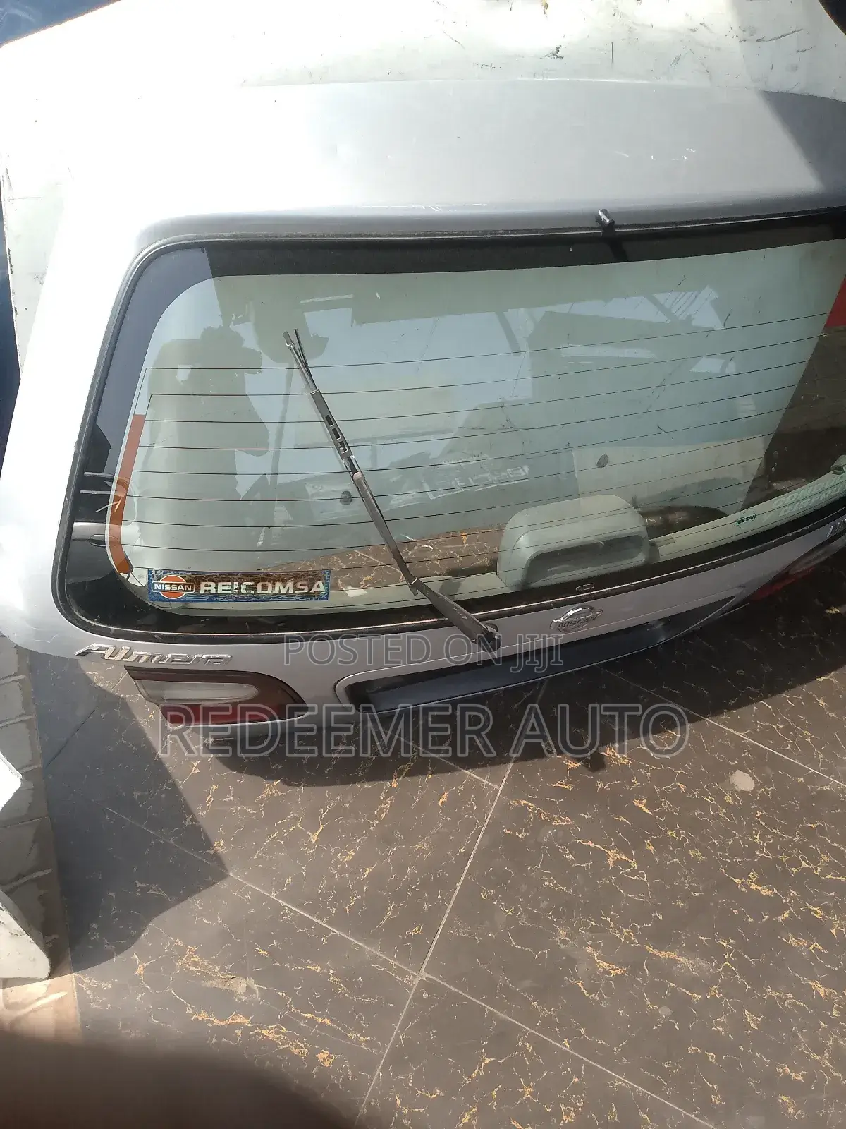 Nissan Almera Boot; 1st Type/Old Type