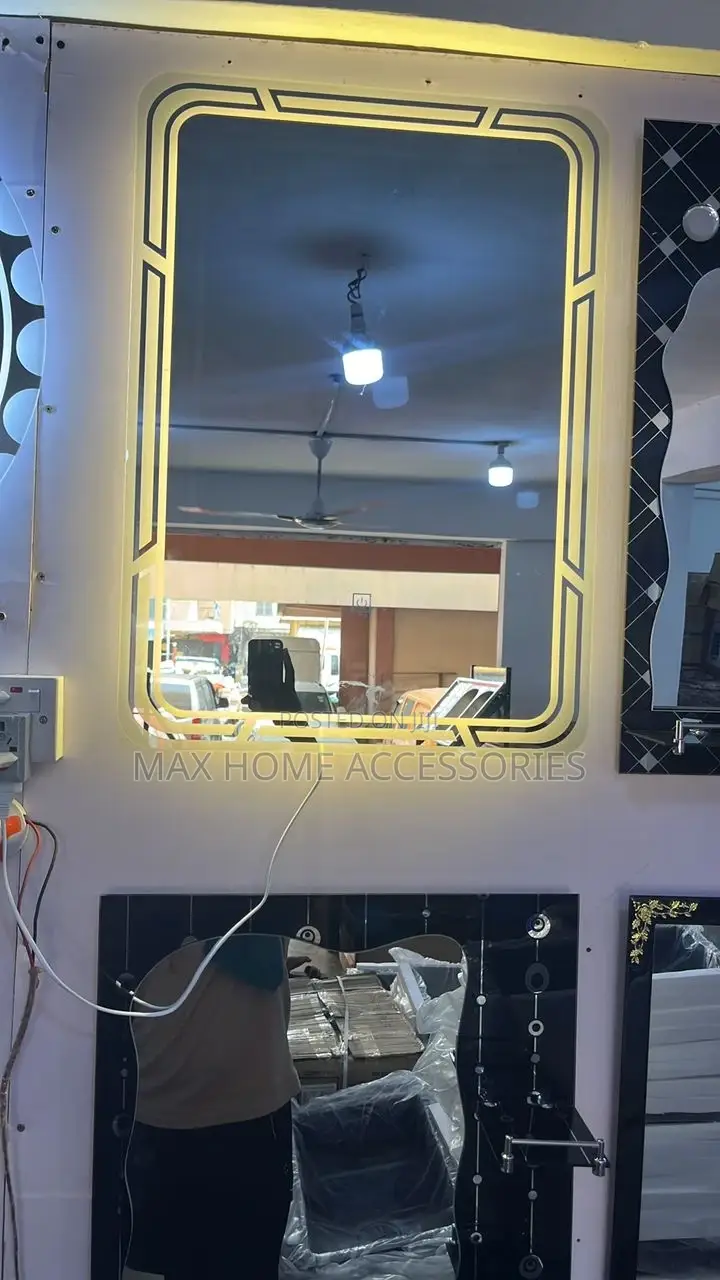 Design Mirror With Led